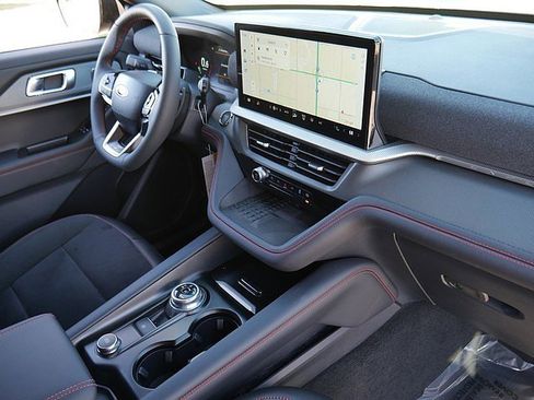 New 2025 Ford Explorer ST image 34