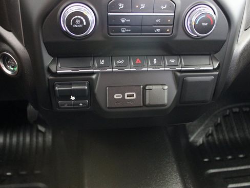Used 2025 Chevrolet Silverado 2500 W/T w/ WT Convenience Package RWD image 32