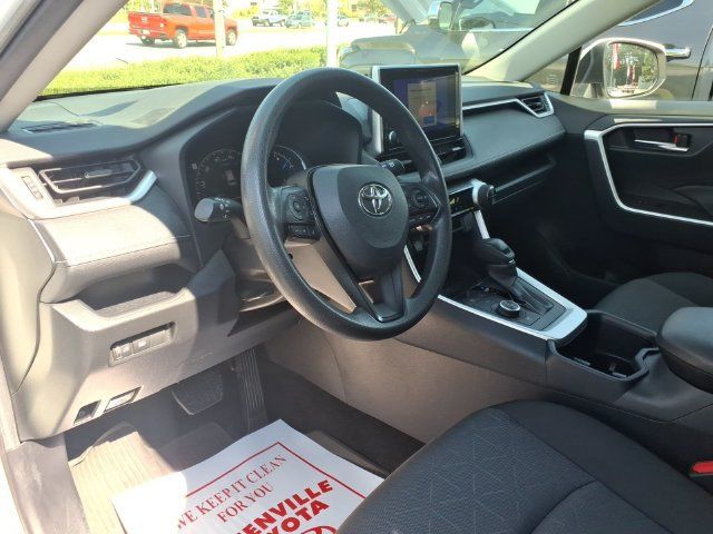 Used 2023 Toyota RAV4 XLE AWD/4WD image 14