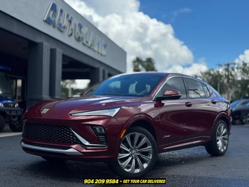 Used 2025 Buick Envista Preferred FWD image 1
