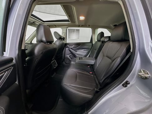 Used 2020 Subaru Forester Limited image 28