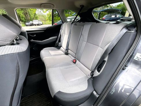Used 2025 Subaru Outback Premium image 20