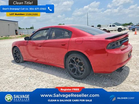 Used 2016 Dodge Charger SE RWD image 3