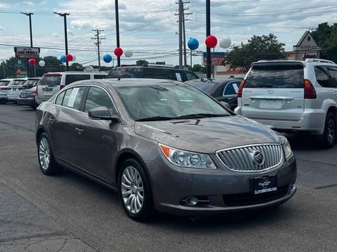 Used 2010 Buick LaCrosse CXS FWD image 3