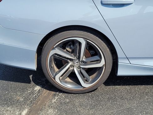 Used 2022 Honda Accord Sport image 10