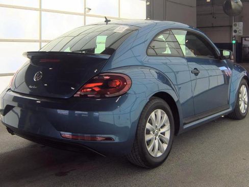 Used 2018 Volkswagen Beetle 2.0T S FWD image 5