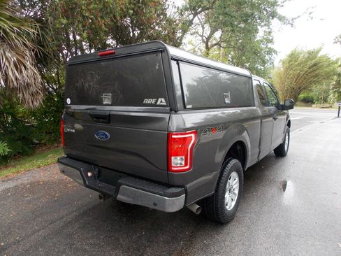 Used 2017 Ford F150 XLT AWD/4WD image 3