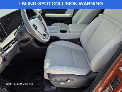 Used 2025 Hyundai Santa Fe Calligraphy FWD image 12