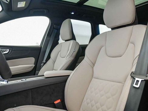 New 2026 Volvo XC60 T8 Plus w/ Climate Package PRO AWD/4WD image 20