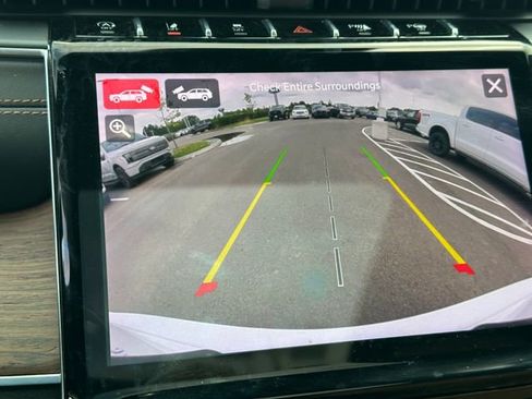 Used 2023 Jeep Grand Cherokee Summit w/ Luxury Tech Group V image 26