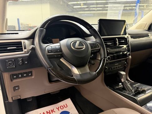 Used 2023 Lexus GX 460 Premium w/ Premium Package AWD/4WD image 19