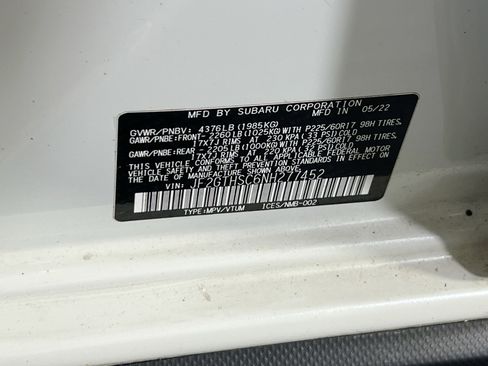 Used 2022 Subaru Crosstrek 2.5i Sport w/ Moonroof Package image 31