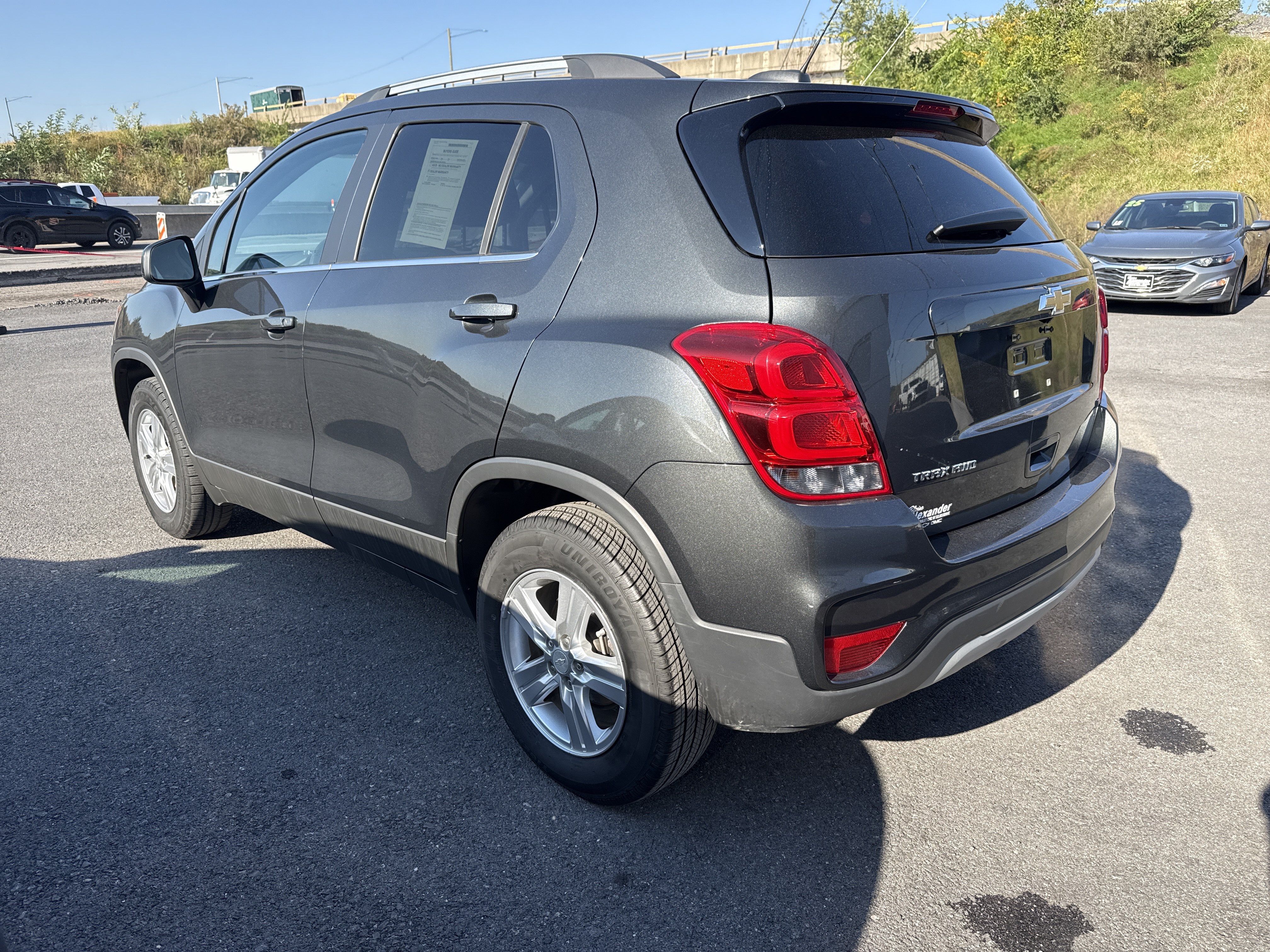 Used 2017 Chevrolet Trax LT AWD/4WD image 6