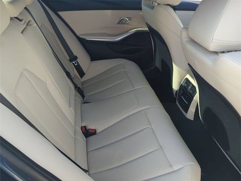 New 2026 BMW 330i Sedan w/ M Sport Package image 13
