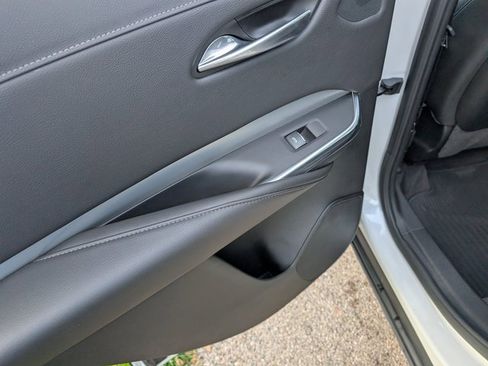 Used 2020 Cadillac XT4 Premium Luxury w/ Cold Weather Package image 12