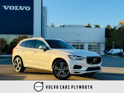 Used 2019 Volvo XC60 T6 Momentum w/ Multimedia Package