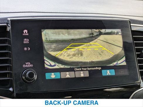 Certified 2025 Honda Passport TrailSport image 18