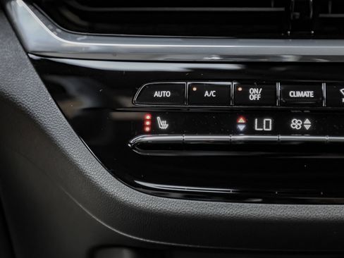 New 2025 Buick Envista Avenir image 29