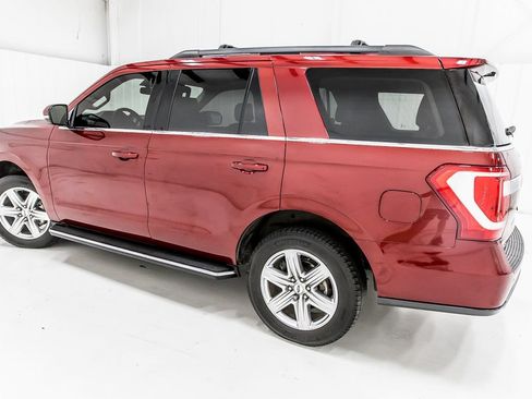 Used 2019 Ford Expedition XLT w/ Equipment Group 202A RWD image 4