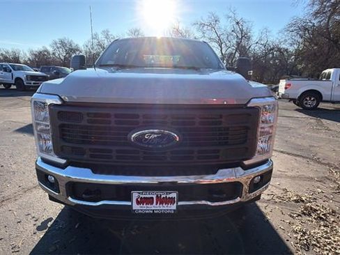 New 2026 Ford F250 XL w/ XL Off-Road Package image 8