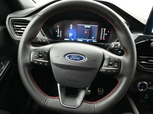 Used 2023 Ford Escape ST-Line image 14