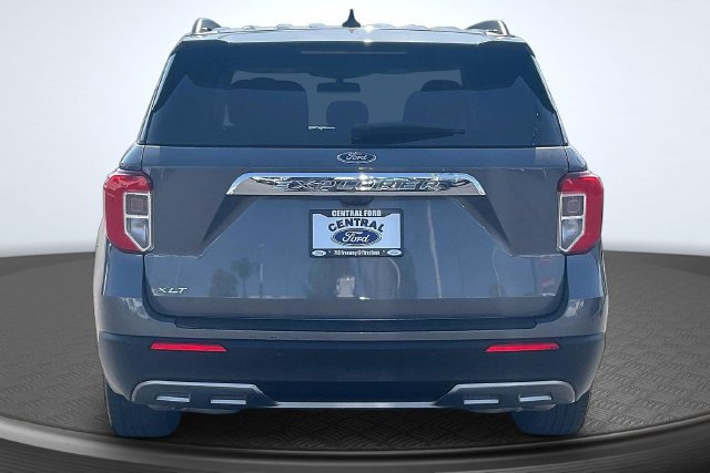 Certified 2023 Ford Explorer XLT w/ Equipment Group 202A RWD image 4