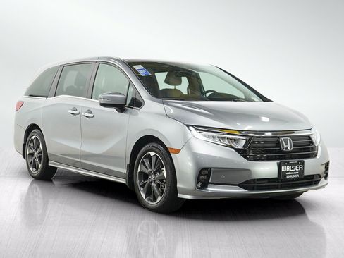 Used 2024 Honda Odyssey Elite image 7