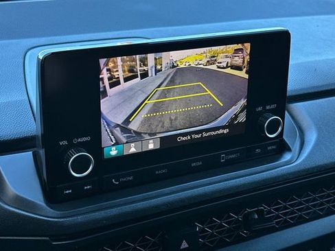 Certified 2023 Honda Accord LX image 20