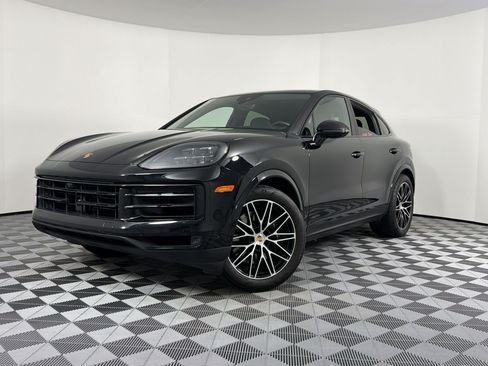 Certified 2024 Porsche Cayenne Coupe AWD/4WD image 1