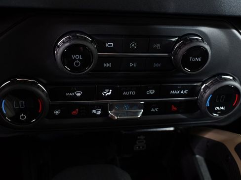 New 2026 Ford Bronco Badlands AWD/4WD image 29