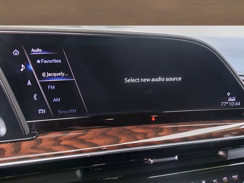 Used 2022 Cadillac Escalade Sport Platinum AWD/4WD image 17