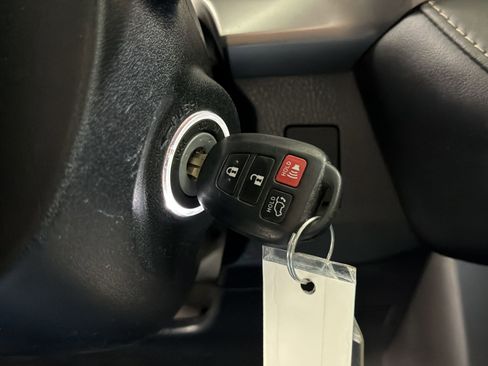 Used 2016 Toyota RAV4 XLE FWD image 26