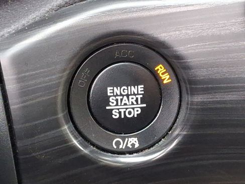 Used 2020 Jeep Grand Cherokee Limited w/ Trailer Tow Group IV image 27