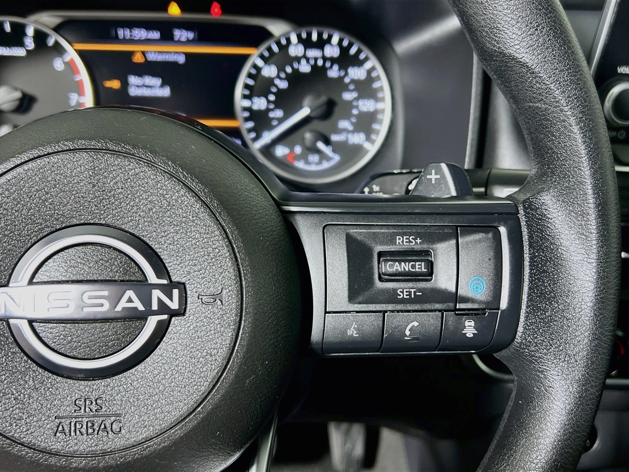 Used 2024 Nissan Rogue SV AWD/4WD image 19