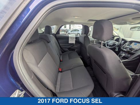 Used 2017 Ford Focus SEL w/ Cold Weather Package image 34
