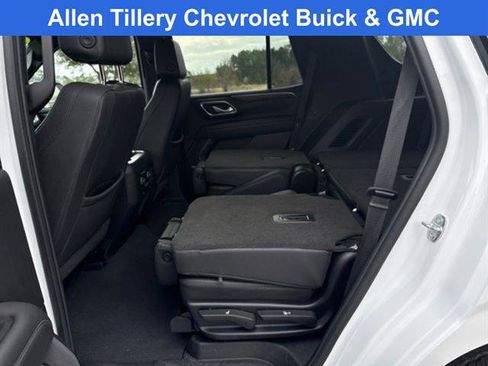 Used 2024 Chevrolet Tahoe Z71 w/ Luxury Package image 23