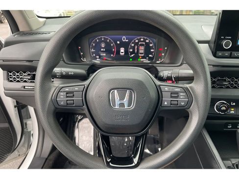Certified 2023 Honda Accord LX image 32