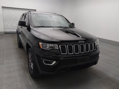 Used 2018 Jeep Grand Cherokee Laredo image 14