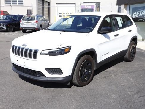 Used 2019 Jeep Cherokee Sport FWD image 8