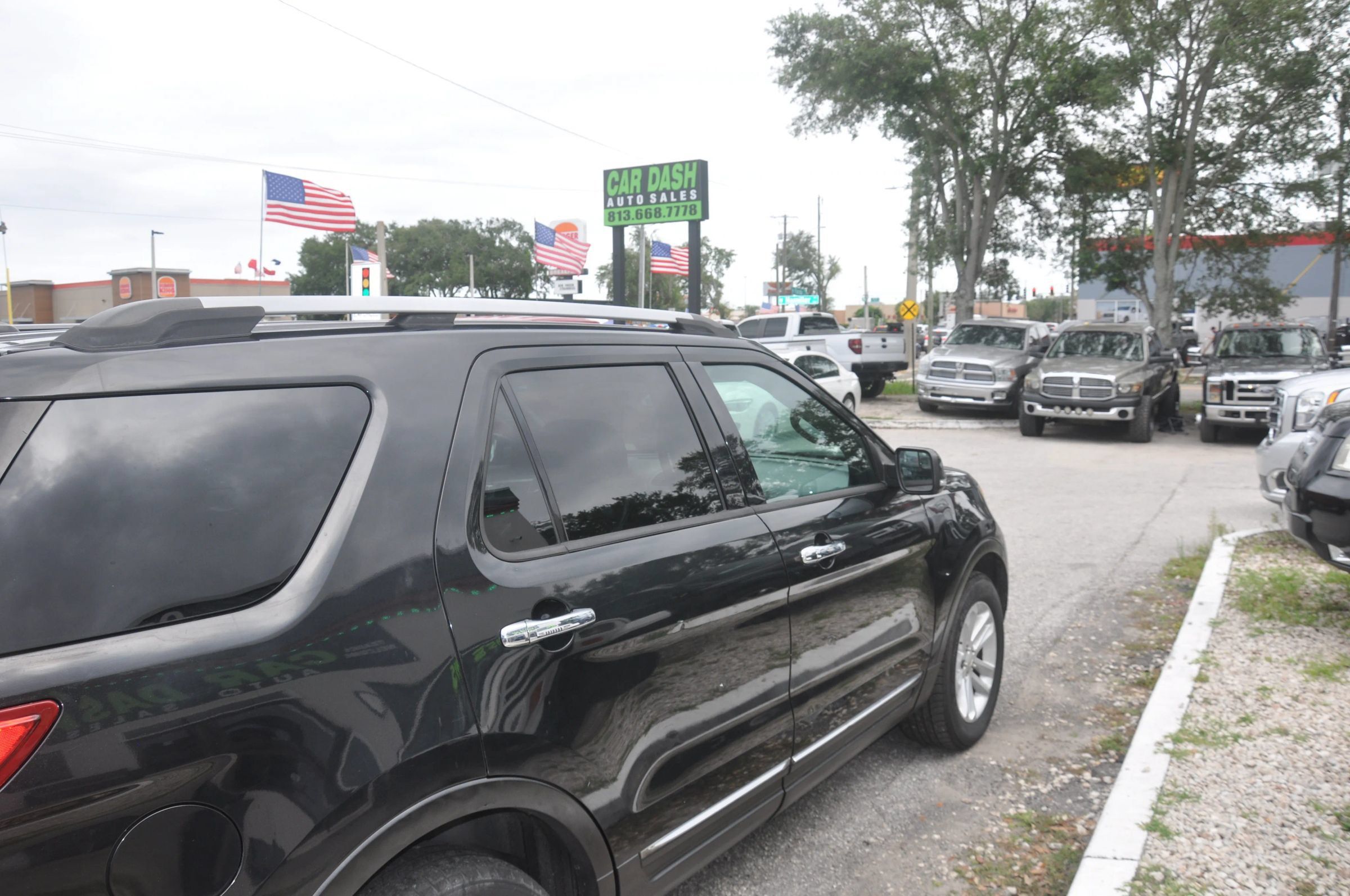 Used 2014 Ford Explorer XLT AWD/4WD image 28