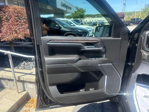 Used 2023 GMC Sierra 1500 Elevation AWD/4WD image 11