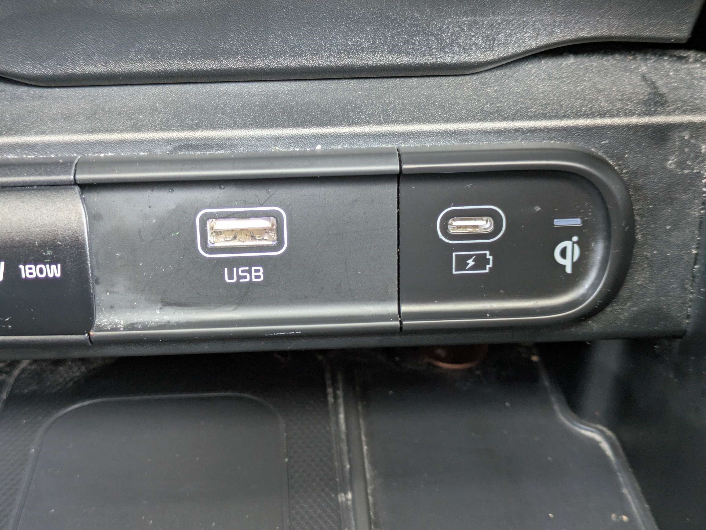 Used 2025 Kia Telluride S FWD image 22
