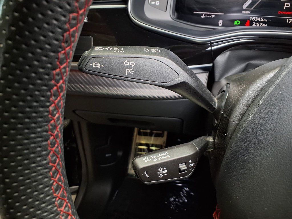 Used 2024 Audi RS Q8 AWD/4WD image 8