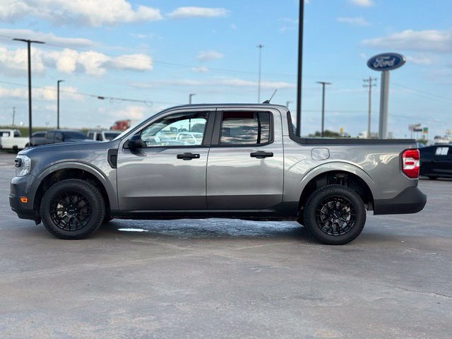Used 2022 Ford Maverick XL FWD image 3