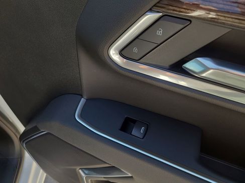 Used 2026 Chevrolet Silverado 1500 LT image 9