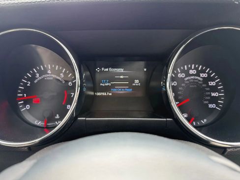 Used 2015 Ford Mustang GT image 22