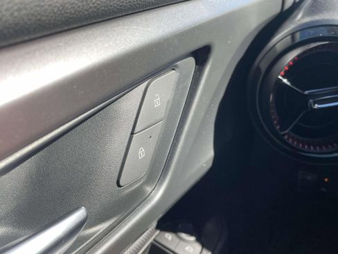 Used 2024 Chevrolet Equinox EV RS image 21