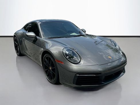 Used 2020 Porsche 911 Carrera RWD image 3