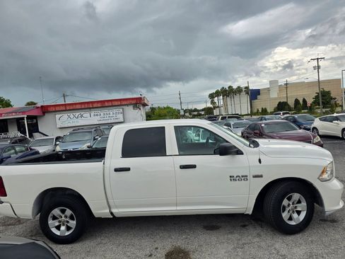 Used 2017 RAM 1500 Express RWD image 8
