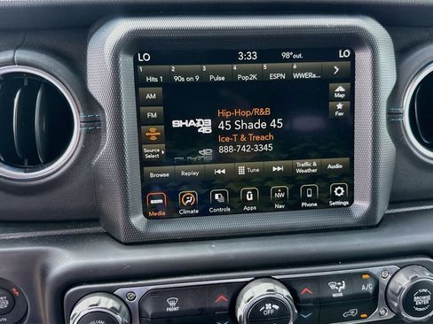 Used 2023 Jeep Wrangler Unlimited Rubicon 4xe AWD/4WD image 16